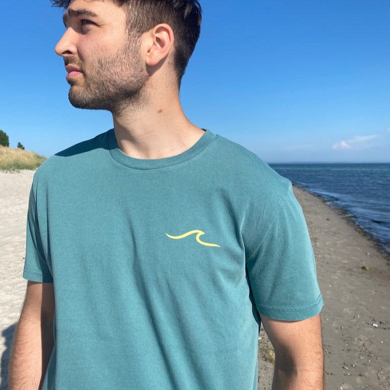 T-Shirt WAVE/SURFBOARD (dyed hydro/pastel yellow) loving soul