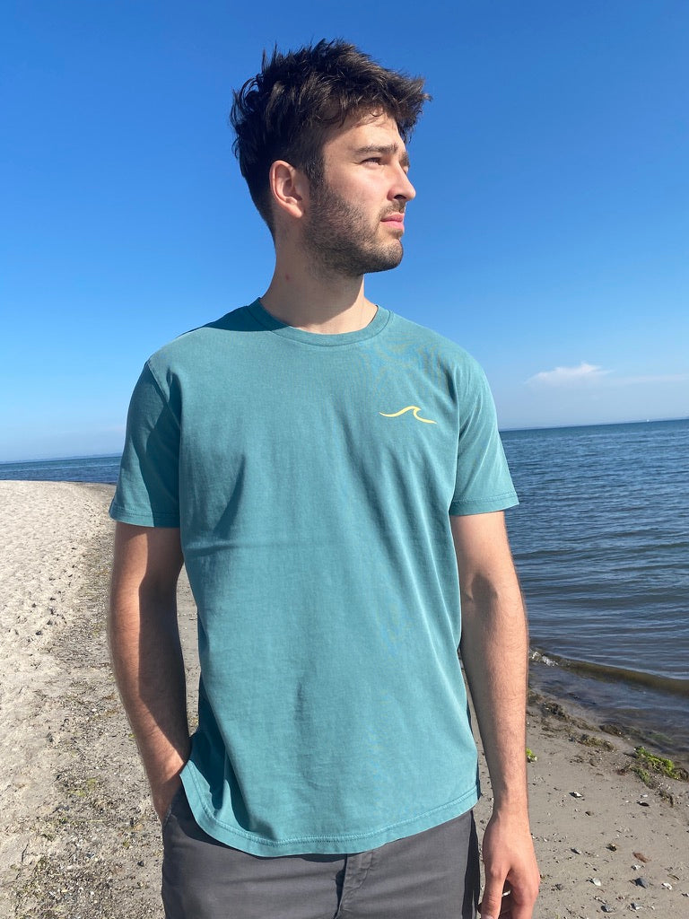 T-Shirt WAVE/SURFBOARD (dyed hydro/pastel yellow) loving soul