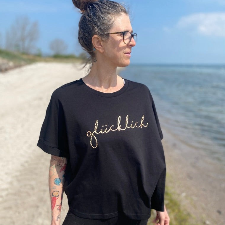 T-Shirt GLÜCKLICH (black/leo) loving soul