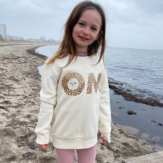 Kinder Sweatshirt OM (natural raw/leo) loving soul