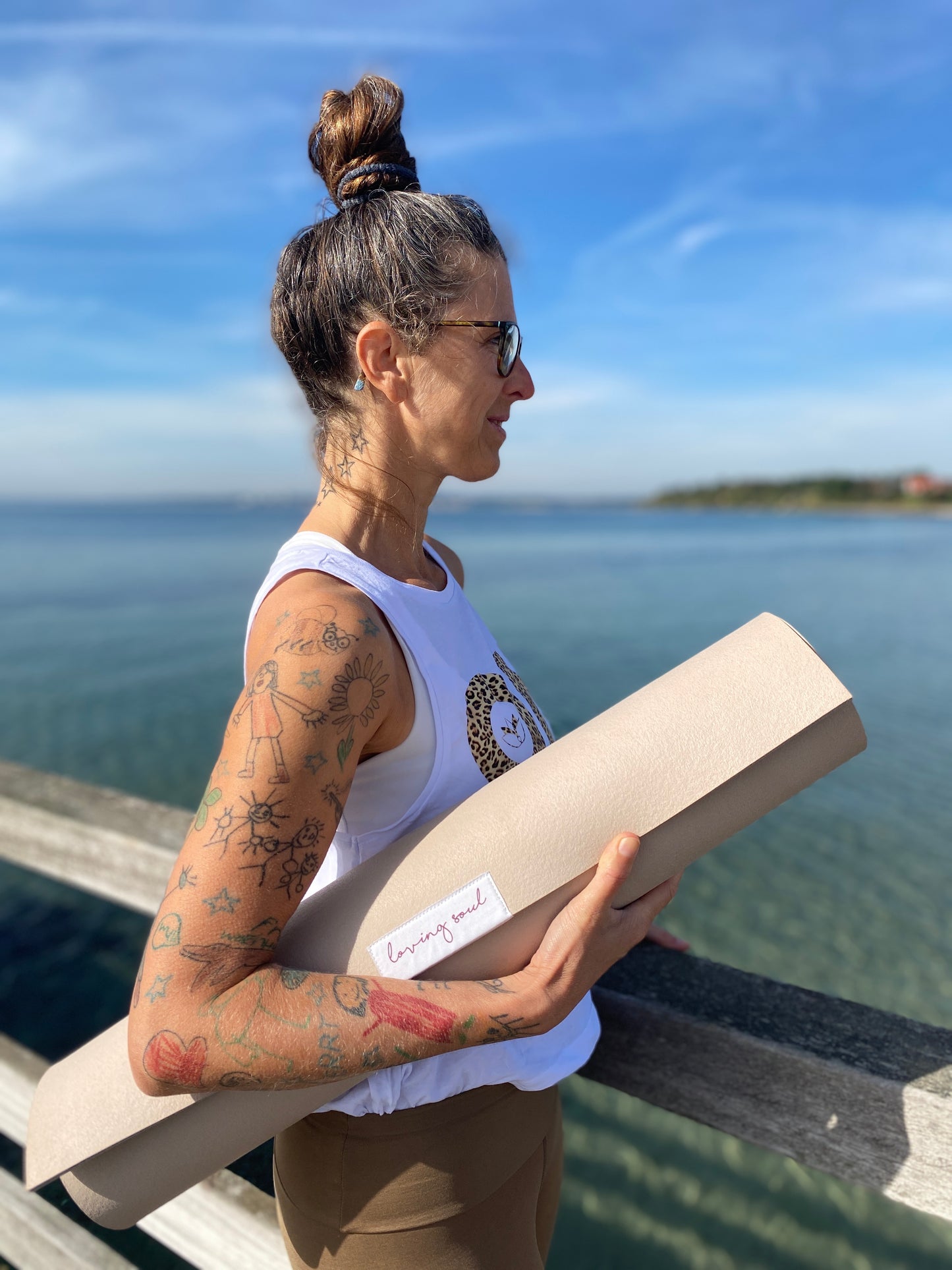 Yogamatte LOTUS (ostseesand/weiß) loving soul