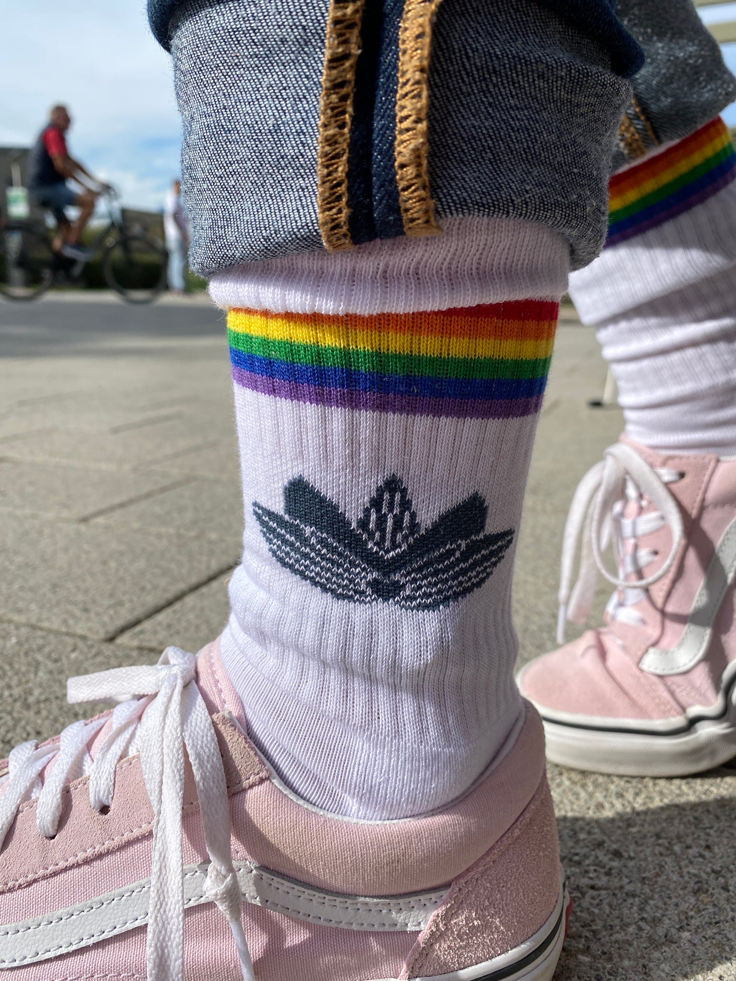 Socken LOTUS (weiß/grau/regenbogen) loving soul