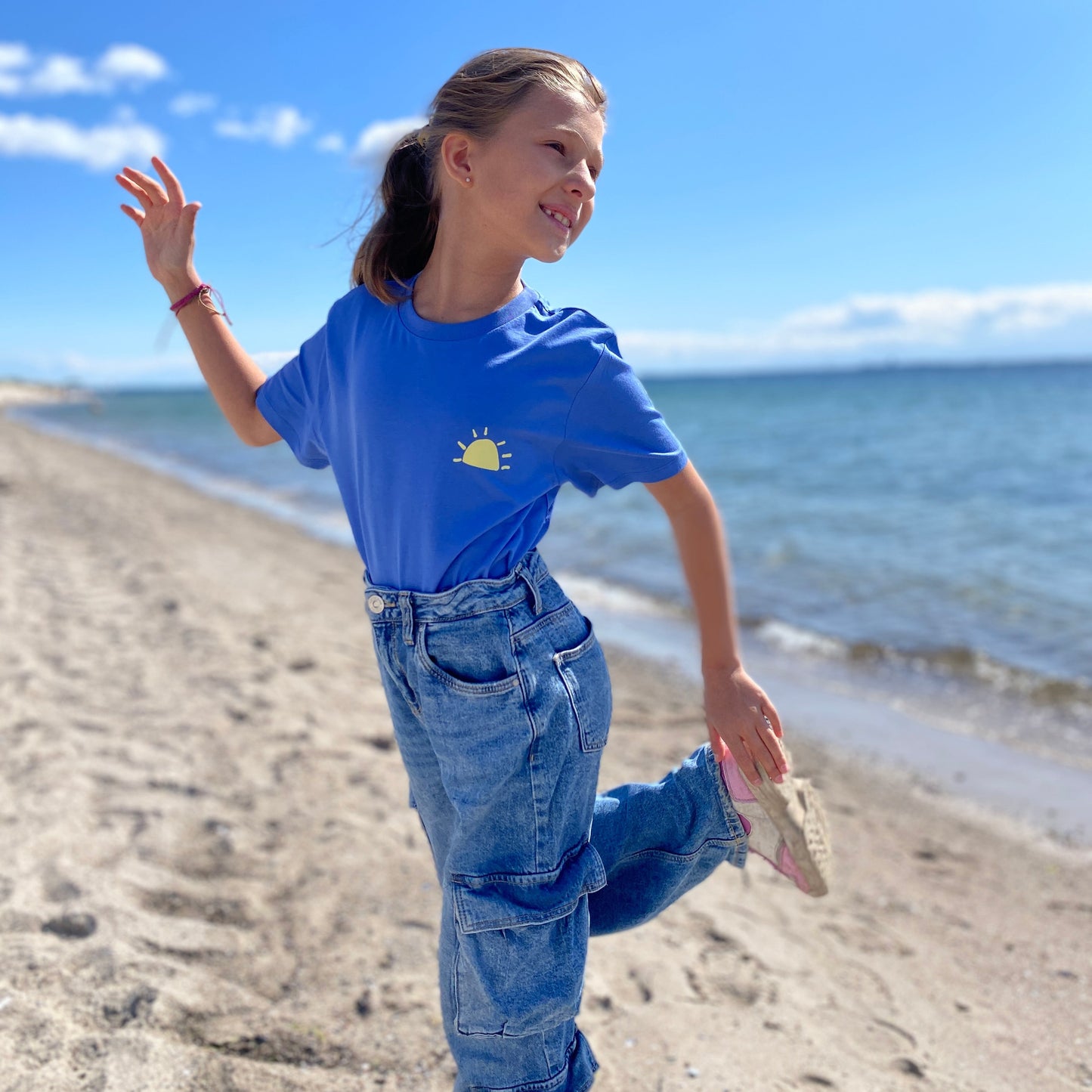 Kinder T-Shirt SUNSET (bright blue/pastell yellow) lovingsoul