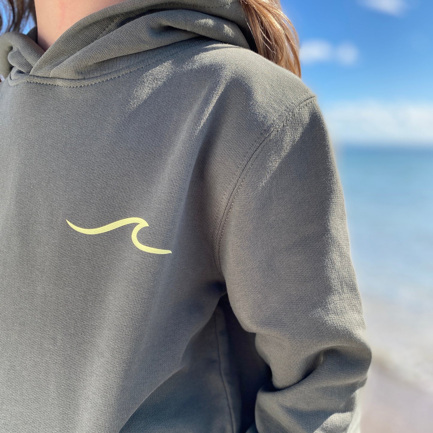 Kinder Kapuzenpullover Hoodie WELLE/BOARD (khaki/pastell yellow) loving soul