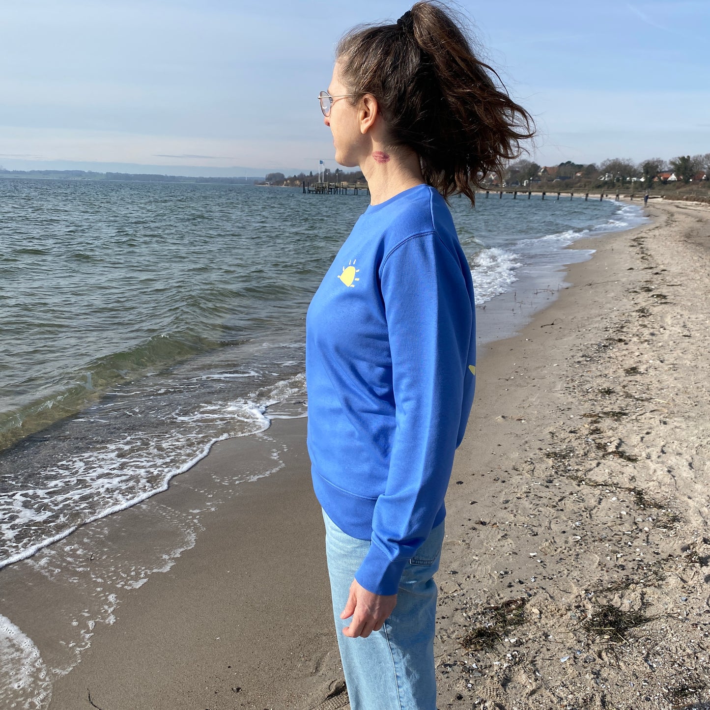Sweatshirt SUNSET (bright blue/pastel yellow) loving soul