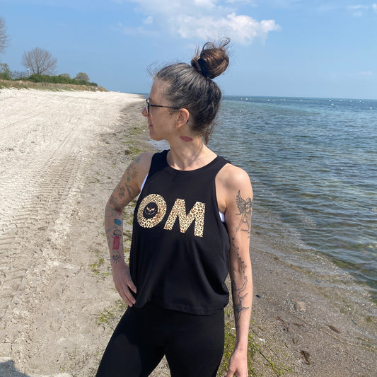 Tank Top OM (black/leo) loving soul