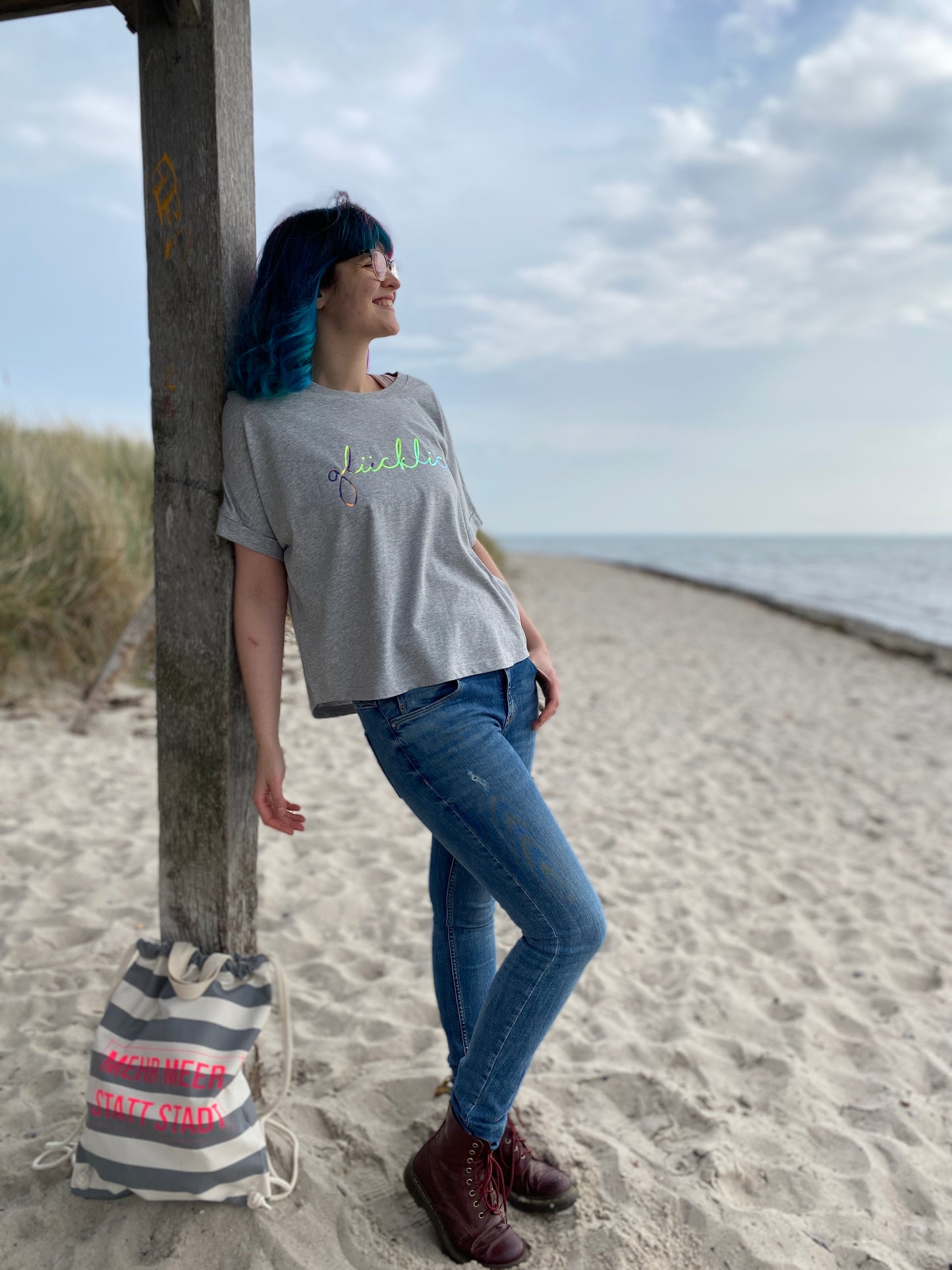 T-Shirt GLÜCKLICH (heather grey/rainbow) loving soul