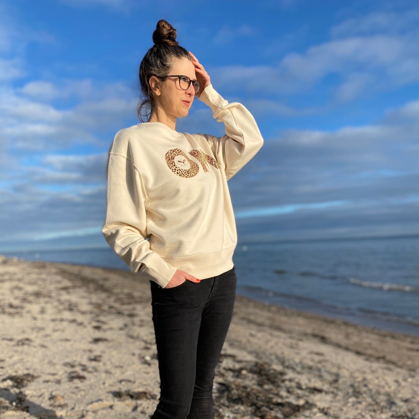Sweatshirt OM (natural raw/leo) loving soul