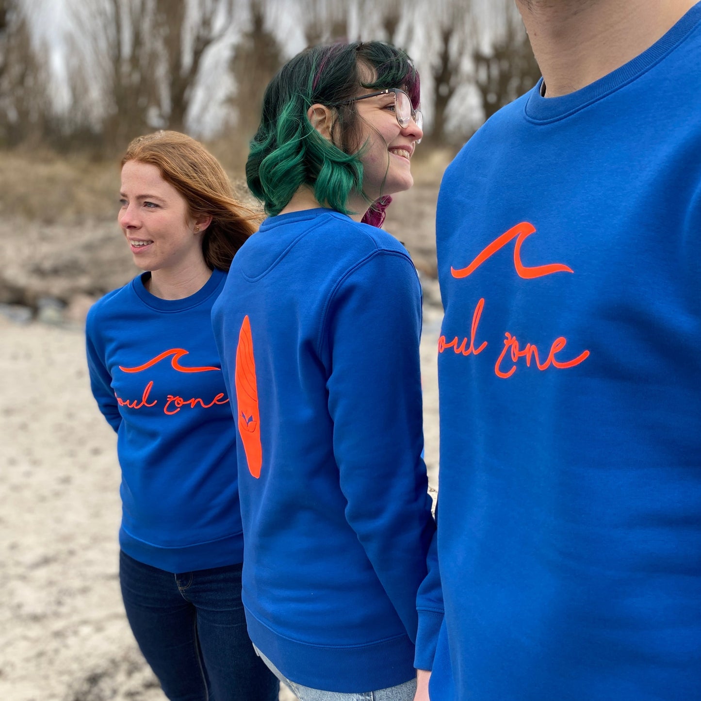 Sweatshirt SOUL ZONE SURFBOARD (majorelle blue/orange) loving soul
