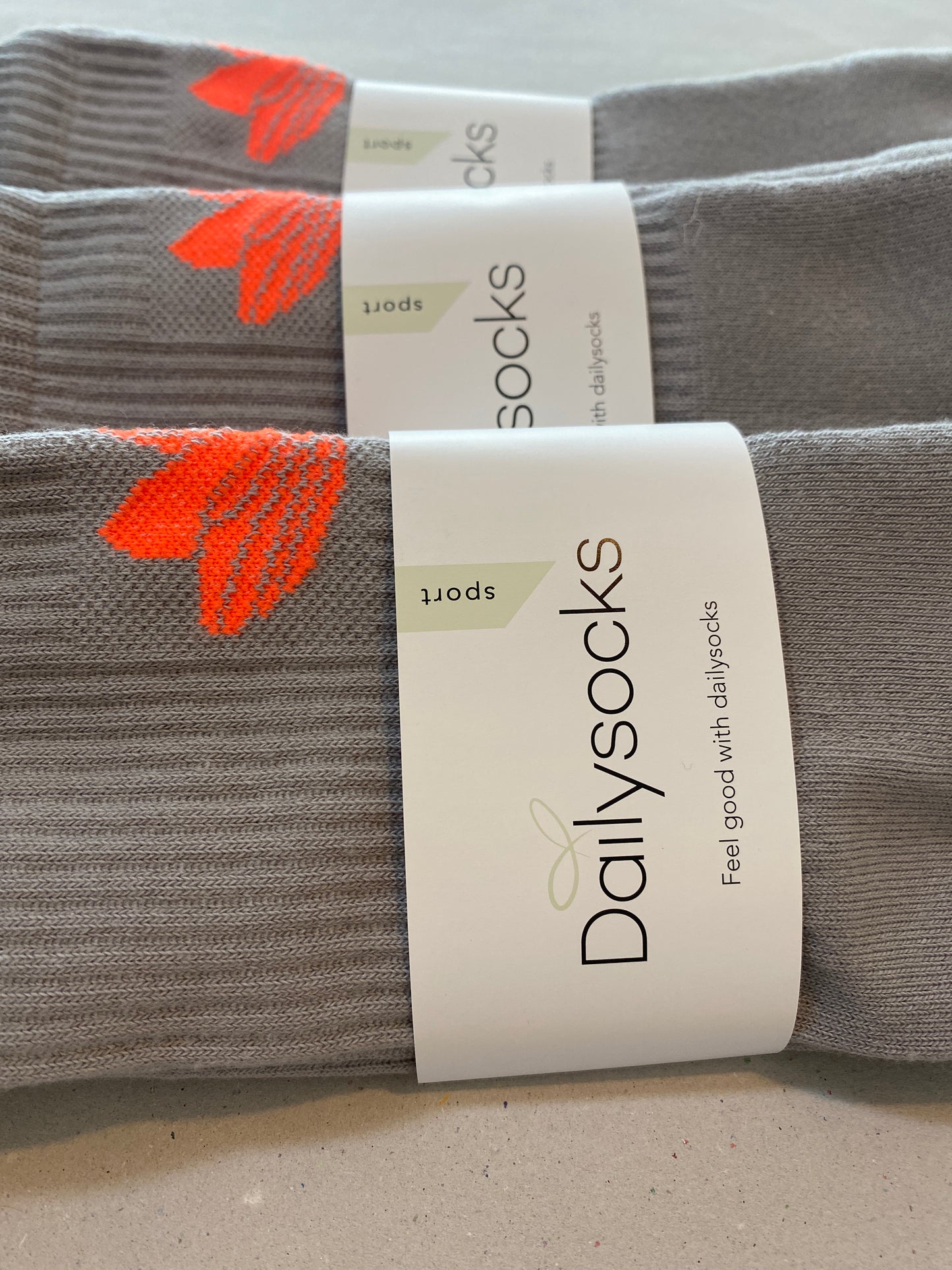 Socken LOTUS (grau/orange) loving soul
